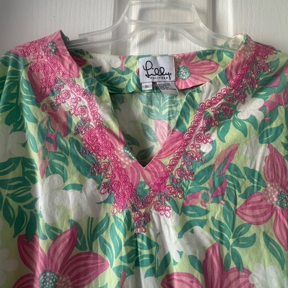 LILLY PULITZER Pink and Green Floral Nighttime Caftan Sample - Picture 7 of 10